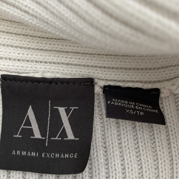 Tops - Picture 3 of 3